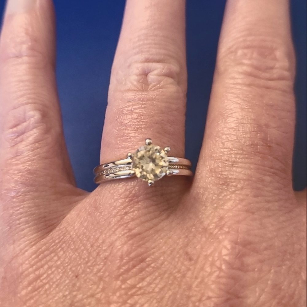 Sterling Silver Ring Size 7